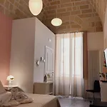 Antica Dimora Le Sette Lune فندق مبيت وإفطار ألتامورا