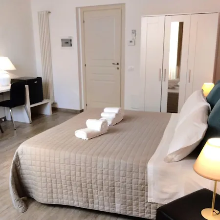 Bed & Breakfast Antica Dimora Le Sette Lune 4*