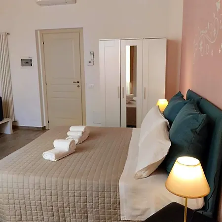 Bed & Breakfast Antica Dimora Le Sette Lune 4*