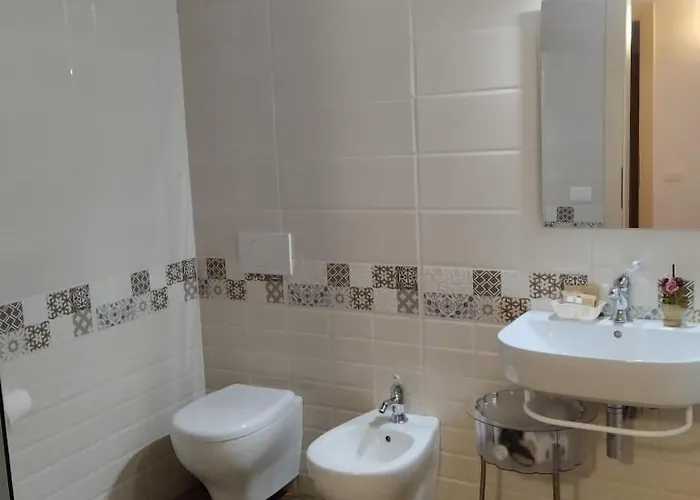 Antica Dimora Le Sette Lune Bed & Breakfast