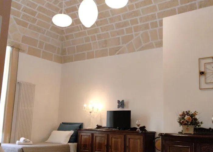 Antica Dimora Le Sette Lune Bed & Breakfast